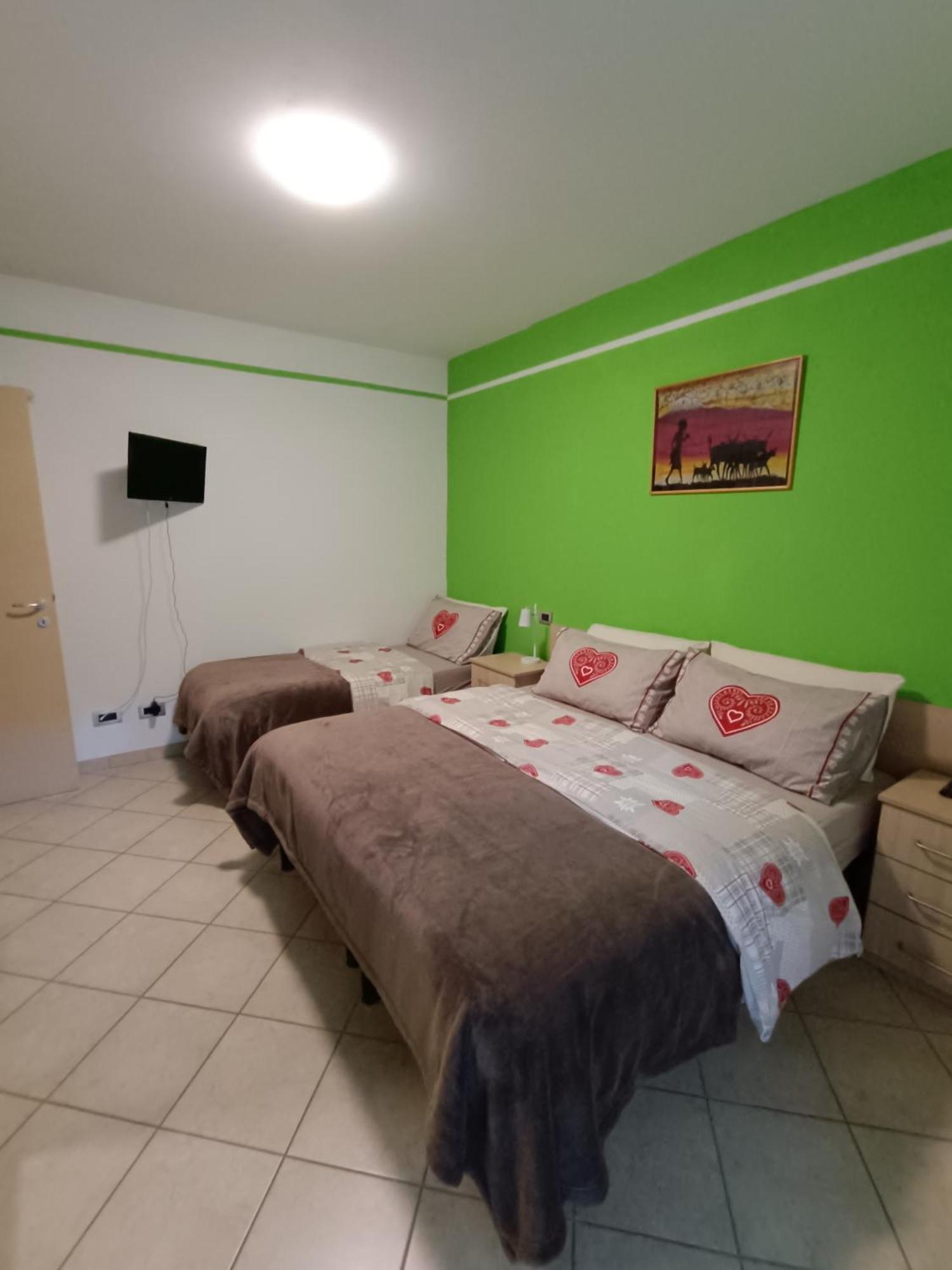 Apartamento Pisolo Selvaggio Tirano Habitación foto